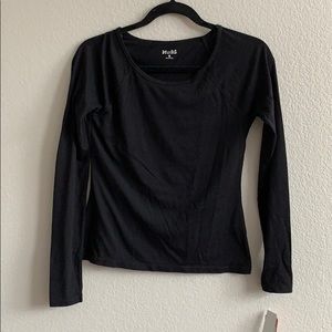 Black long sleeve t shirt